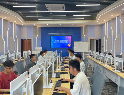 云南農(nóng)職學(xué)院成功舉辦2023年職業(yè)教育活動周暨職業(yè)技能大賽 聚焦云南軟件開發(fā)新篇章